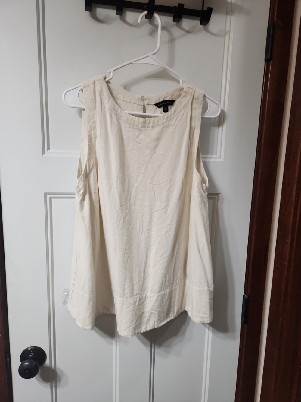 NWOT Banana Republic Linen Top